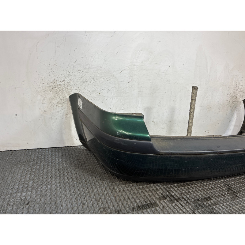 Pare choc arriere VOLKSWAGEN GOLF 4 Photo n°3