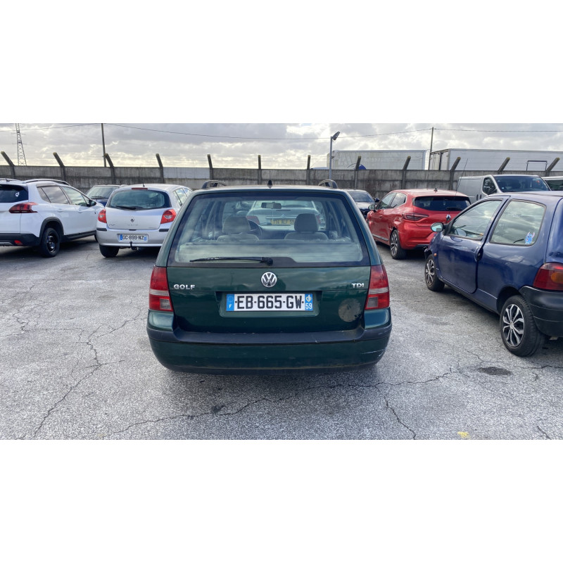 Pare choc arriere VOLKSWAGEN GOLF 4 Photo n°12