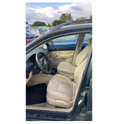 Pare choc arriere VOLKSWAGEN GOLF 4
