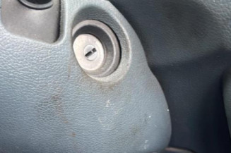 Serrure avant droit RENAULT KANGOO 1