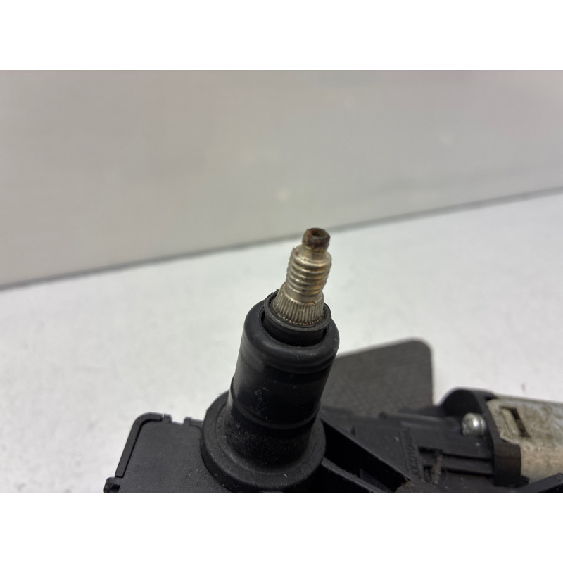 Moteur essuie glace arriere AUDI A3 2 Photo n°2