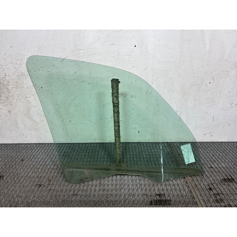 Vitre avant gauche CITROEN XSARA PICASSO Photo n°2
