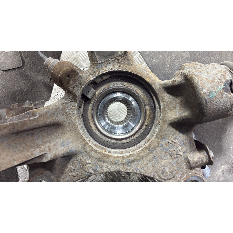 Pivot de moyeu avant droit PEUGEOT 508 1 SW Photo n°6