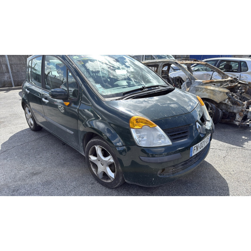 Pare choc arriere RENAULT MODUS Photo n°8