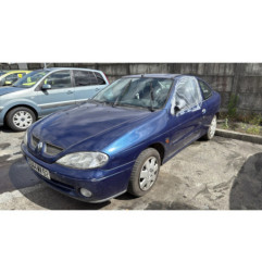 Pare choc arriere RENAULT MEGANE 1