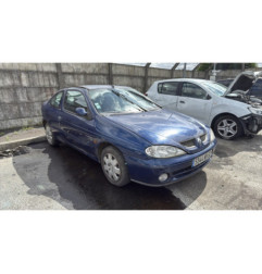 Pare choc arriere RENAULT MEGANE 1