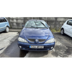Pare choc arriere RENAULT MEGANE 1