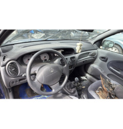 Pare choc arriere RENAULT MEGANE 1