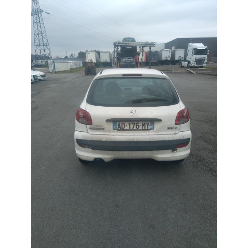 Pare choc arriere PEUGEOT 206+ Photo n°16