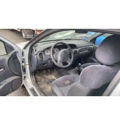 Pare choc avant RENAULT MEGANE 1