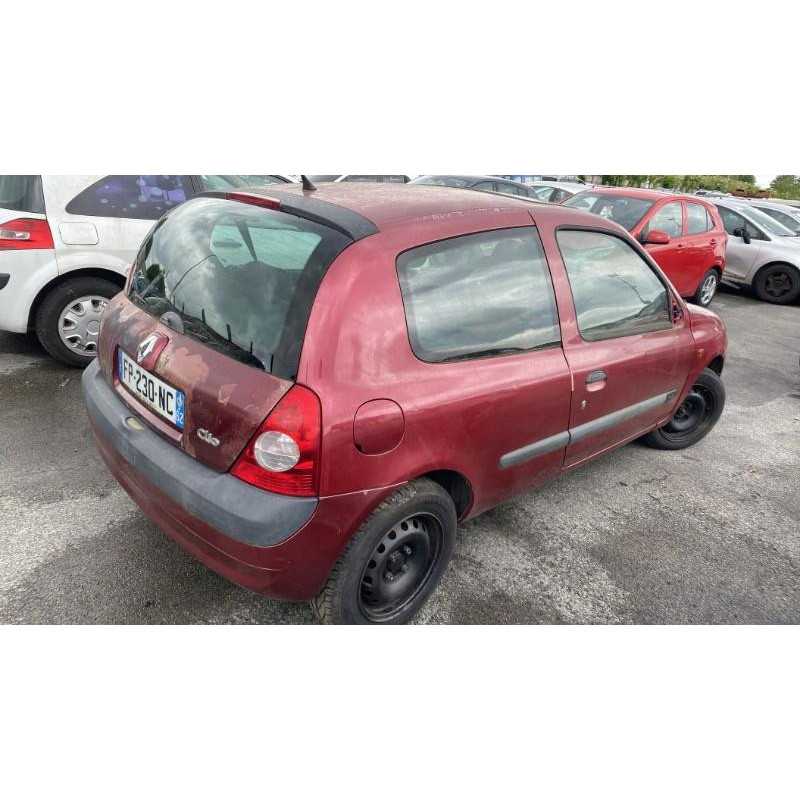Pare choc arriere RENAULT CLIO 2 Photo n°16