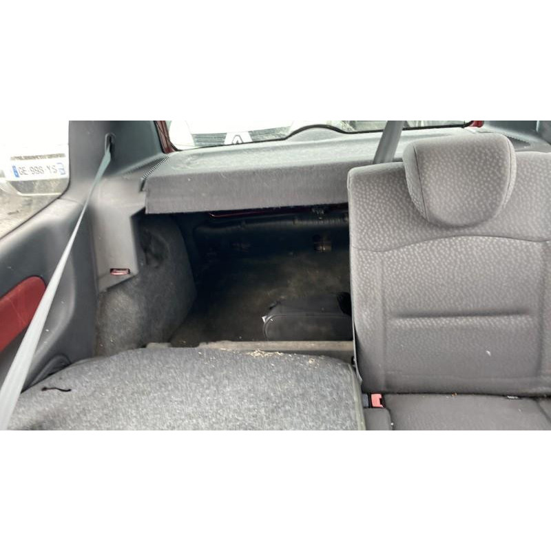 Pare choc arriere RENAULT CLIO 2 Photo n°17