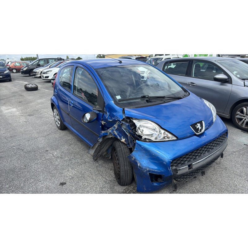 Pare choc arriere PEUGEOT 107 Photo n°10