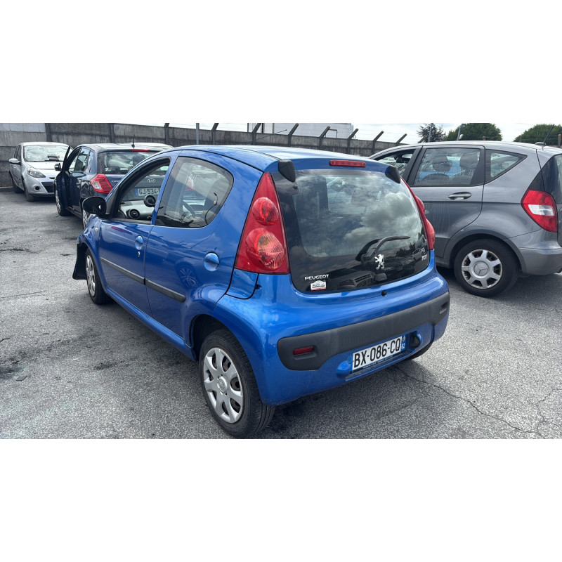 Pare choc arriere PEUGEOT 107 Photo n°12