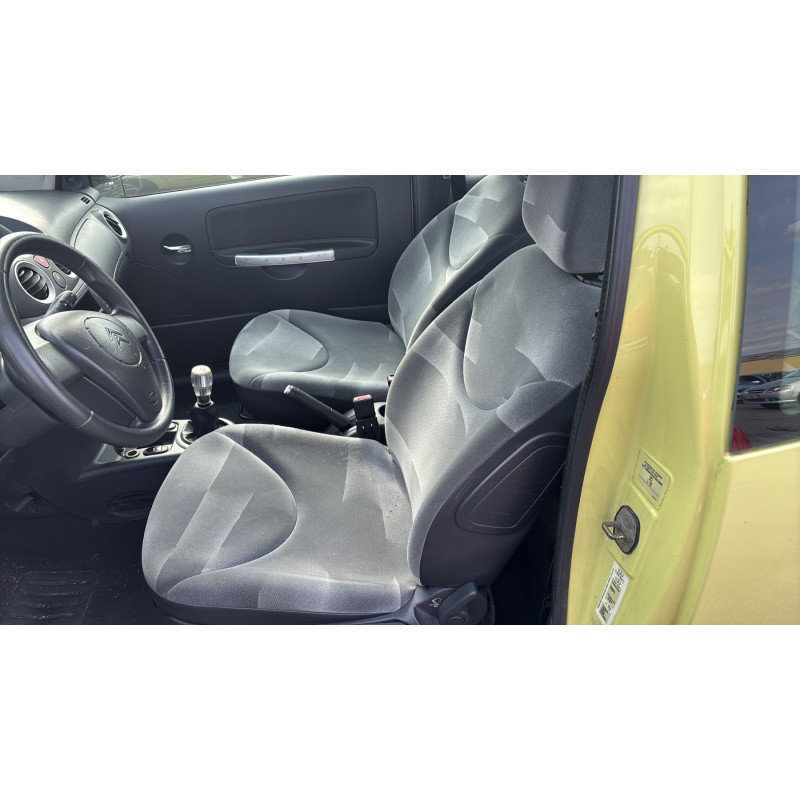 Pare choc arriere CITROEN C2 Photo n°18