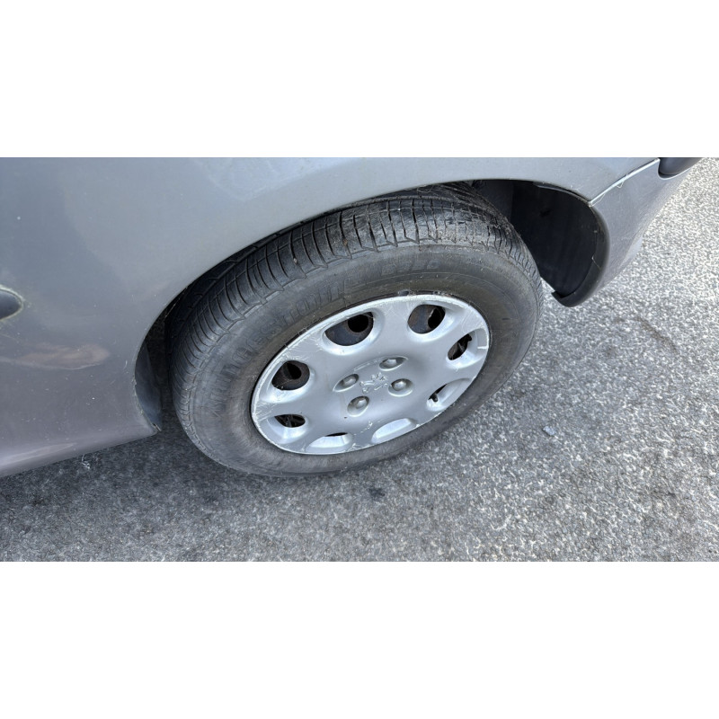 Pare choc avant PEUGEOT 206 Photo n°17