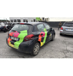 Pare choc arriere PEUGEOT 208 1