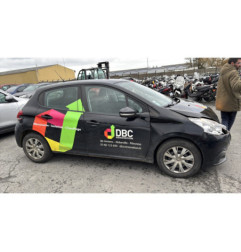 Pare choc arriere PEUGEOT 208 1