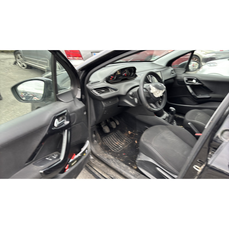 Pare choc arriere PEUGEOT 208 1 Photo n°15