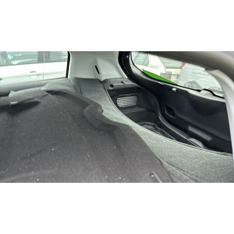 Pare choc arriere PEUGEOT 208 1 Photo n°17