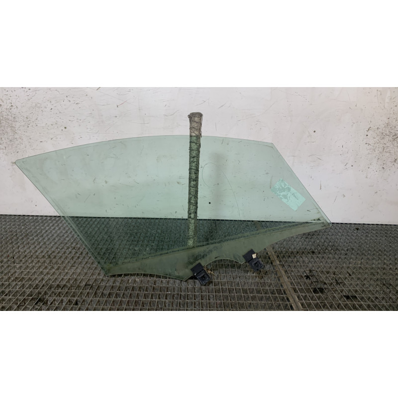 Vitre avant gauche PEUGEOT 508 1 SW Photo n°4