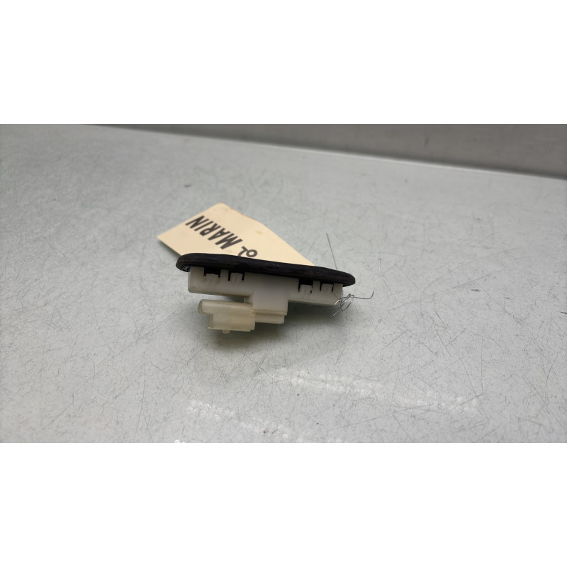 Bouton de coffre PEUGEOT 508 1 SW Photo n°2