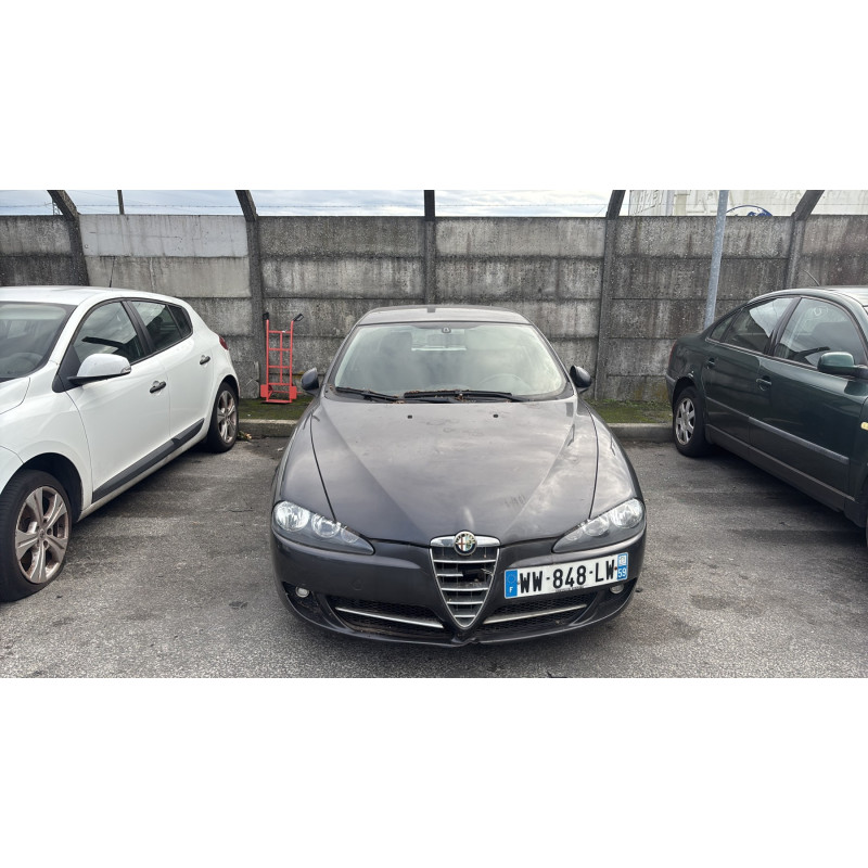 Pare choc arriere ALFA ROMEO 147 Photo n°15