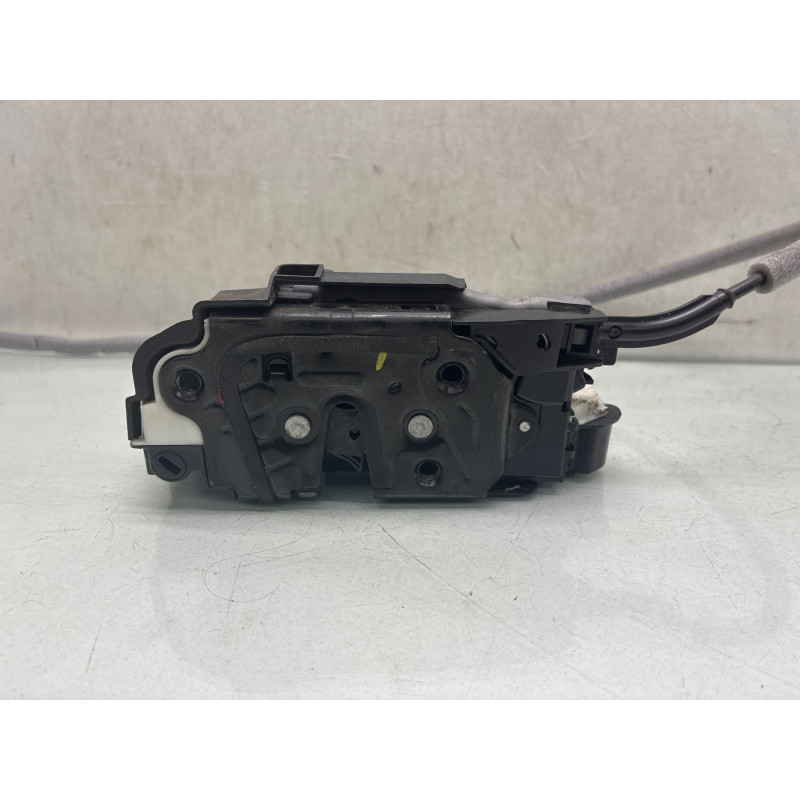 Serrure avant droit VOLKSWAGEN PASSAT 7 Photo n°3