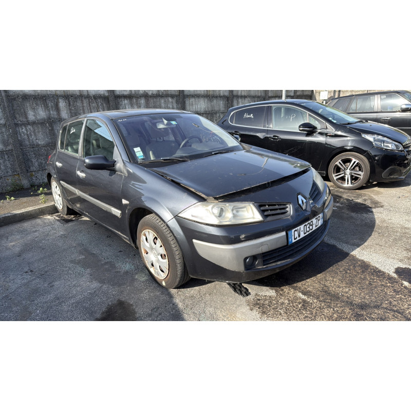 Pare choc arriere RENAULT MEGANE 2 Photo n°8