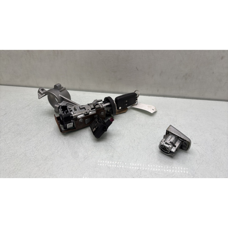 Neiman OPEL CORSA E Photo n°1