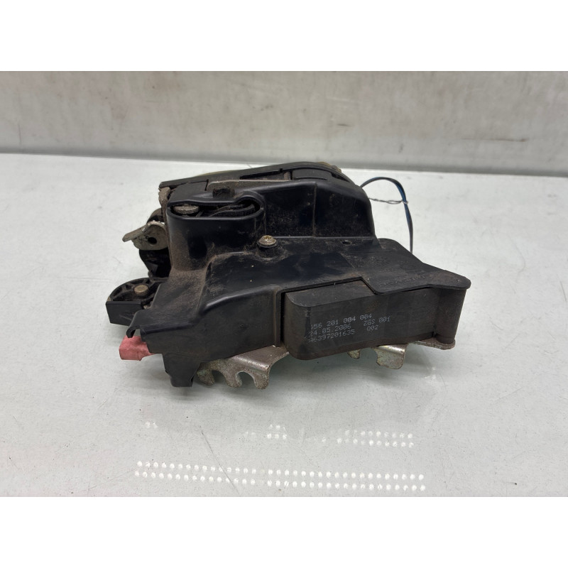 Serrure avant gauche MERCEDES VITO 639 Photo n°3