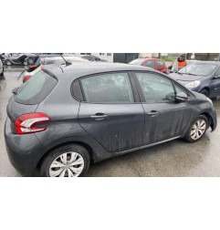 Pare choc arriere PEUGEOT 208 1
