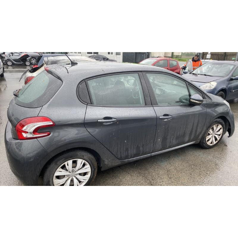 Pare choc arriere PEUGEOT 208 1 Photo n°8