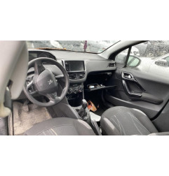 Pare choc arriere PEUGEOT 208 1