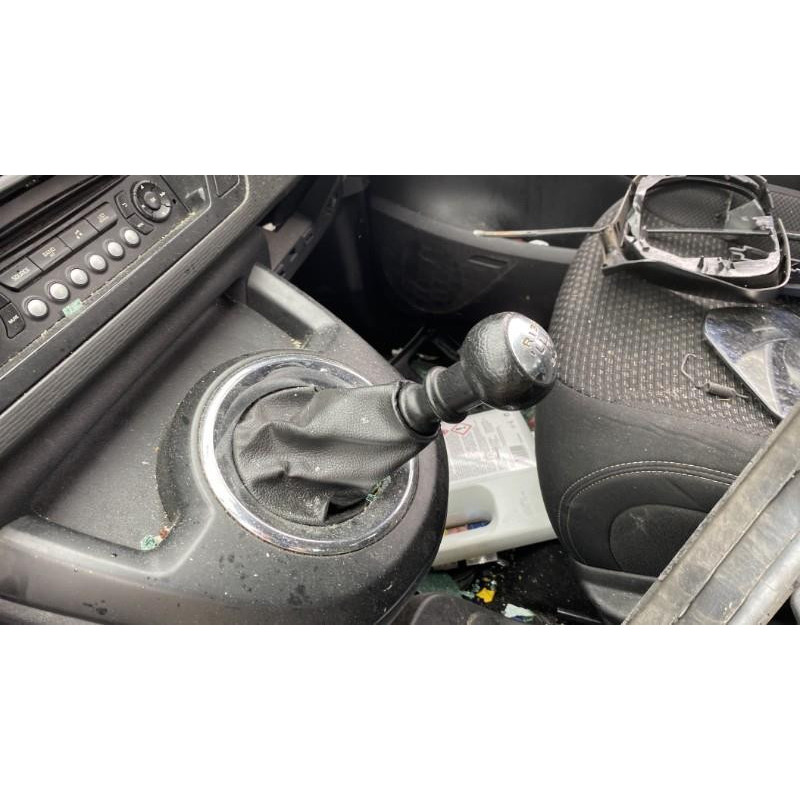 Pare choc arriere CITROEN C4 GRAND PICASSO 1 Photo n°11