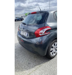 Pare choc arriere PEUGEOT 208 1
