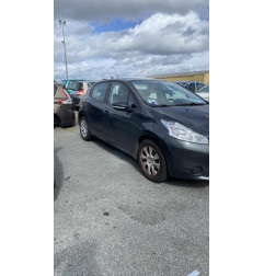 Pare choc arriere PEUGEOT 208 1
