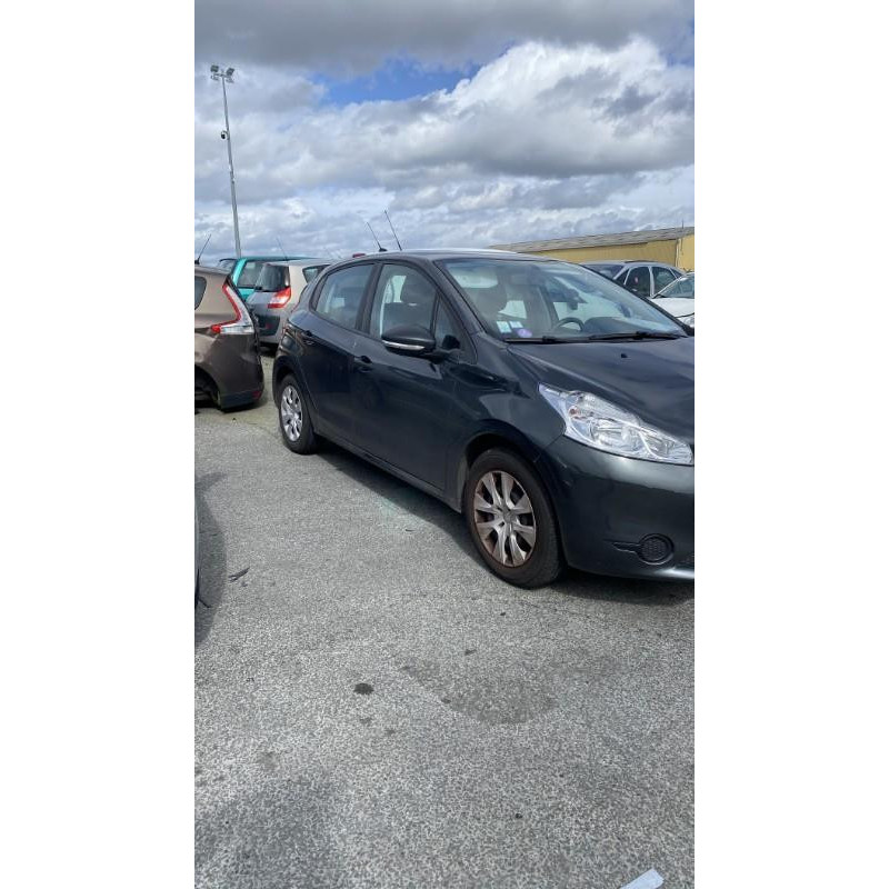 Pare choc arriere PEUGEOT 208 1 Photo n°9