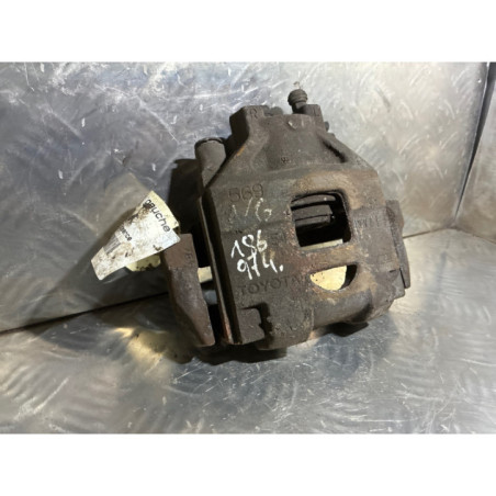 Etrier avant gauche (freinage) TOYOTA YARIS 2