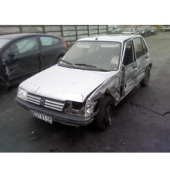 Etrier avant gauche (freinage) PEUGEOT 205