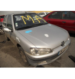 Etrier avant gauche (freinage) PEUGEOT 106