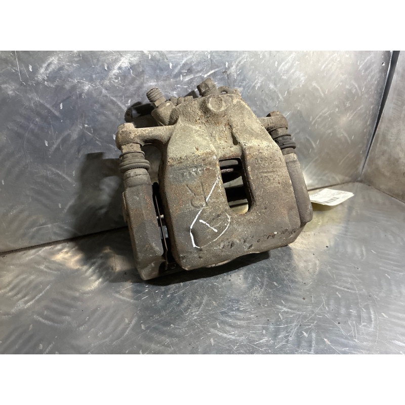 Etrier avant droit (freinage) SUZUKI SWIFT 3 Photo n°2