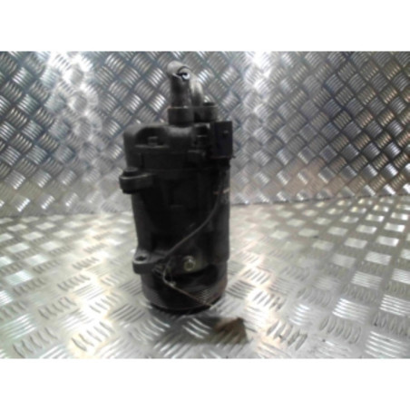 Compresseur clim VOLKSWAGEN GOLF 4 Photo n°1