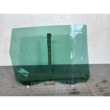 Vitre arriere gauche RENAULT SCENIC 3 Photo n°1