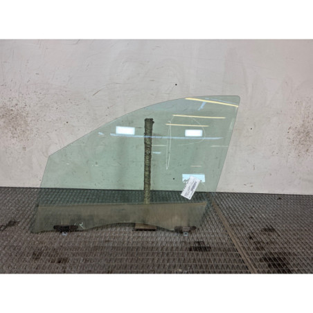 Vitre avant gauche RENAULT SCENIC 3 Photo n°1