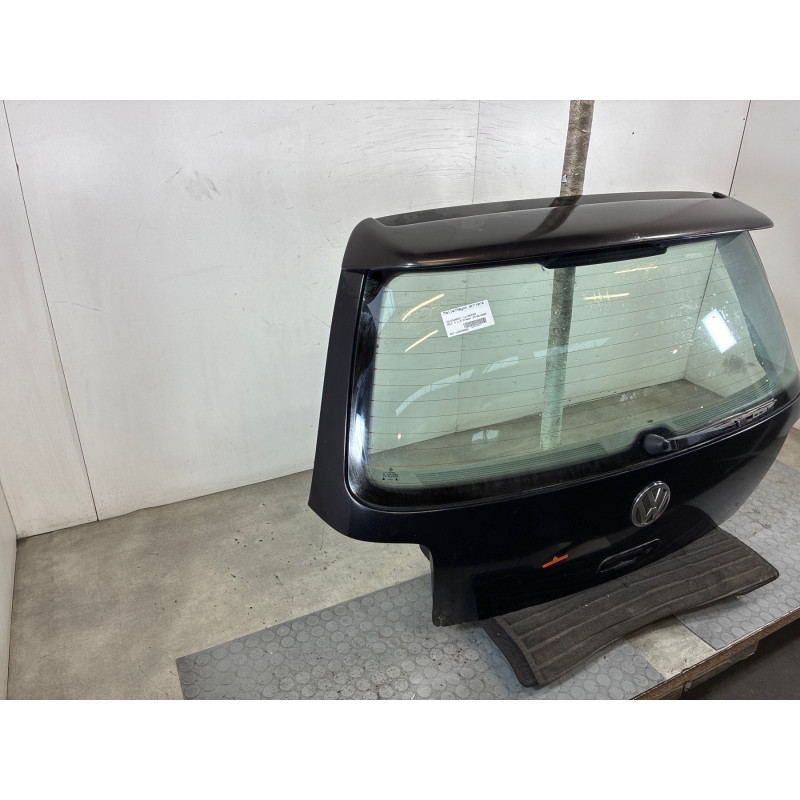 Malle/Hayon arriere VOLKSWAGEN GOLF 4 Photo n°4