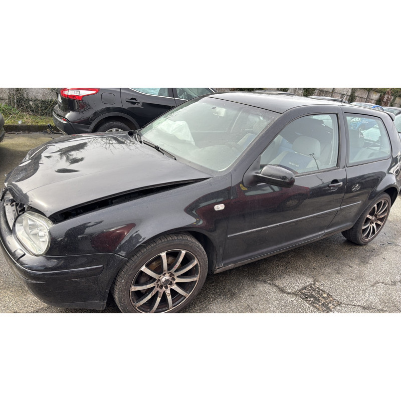 Malle/Hayon arriere VOLKSWAGEN GOLF 4 Photo n°13