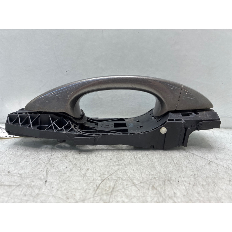 Poignee porte arriere gauche VOLKSWAGEN GOLF 7 Photo n°4