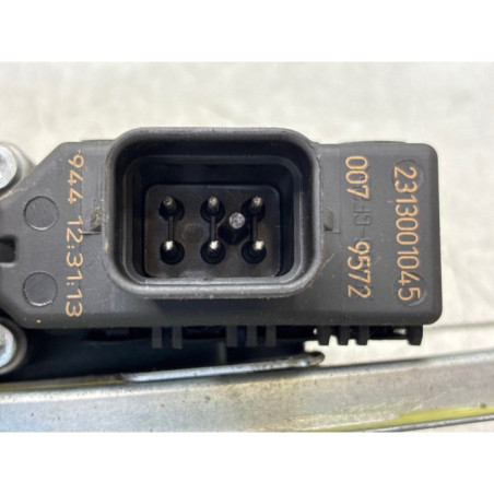 Leve vitre electrique arriere gauche OPEL ZAFIRA B Photo n°1