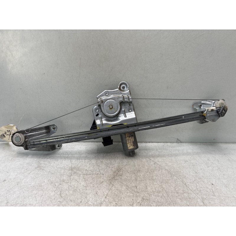 Leve vitre electrique arriere gauche OPEL ZAFIRA B Photo n°4